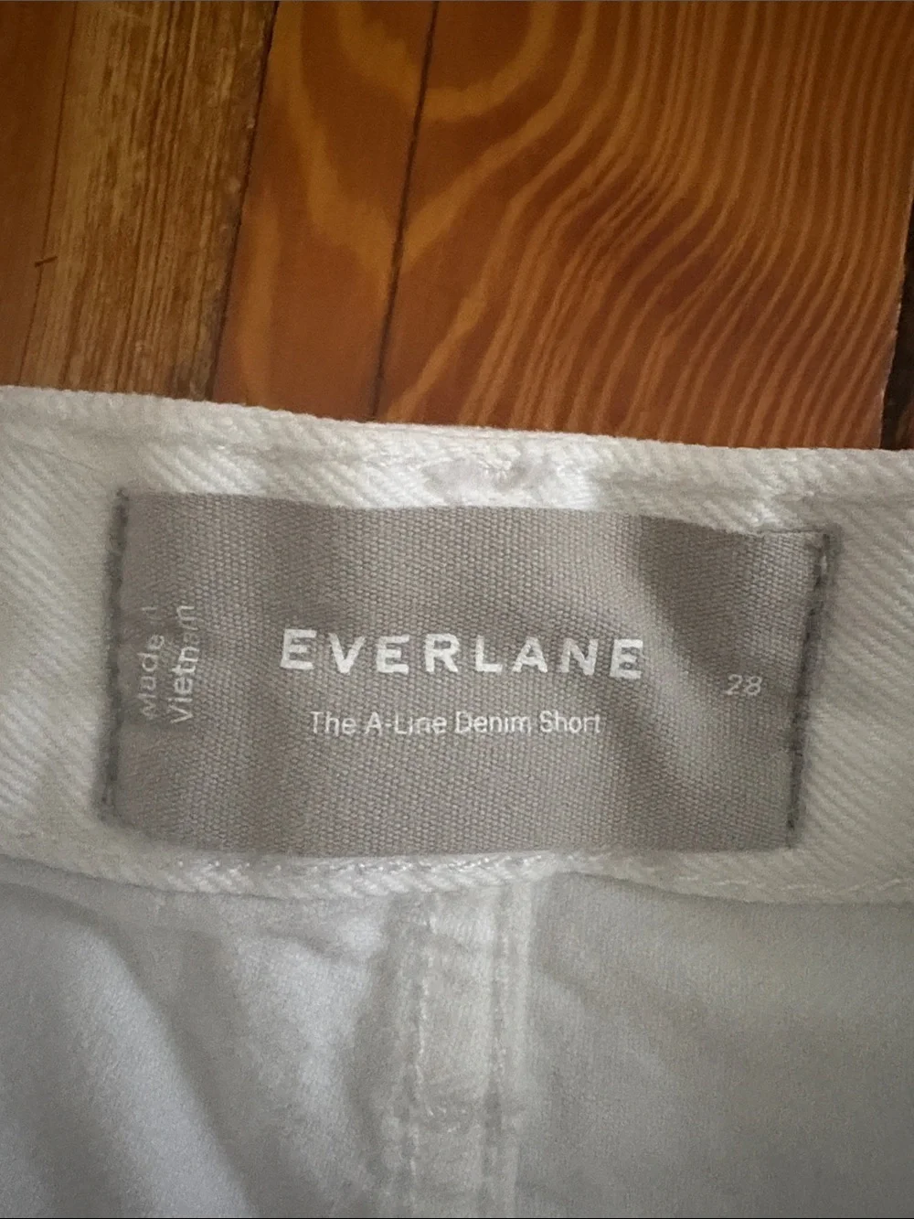 Everlane A Line shorts - Picture 2 of 3